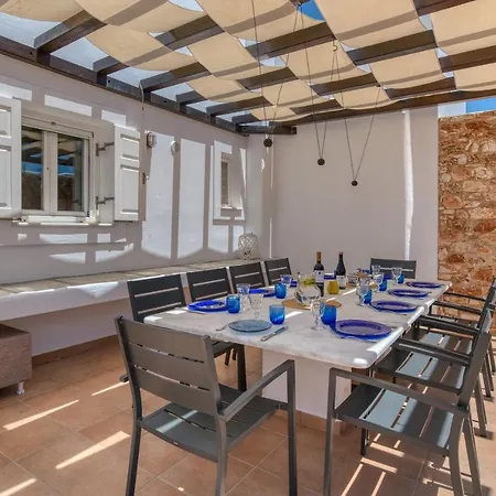 Thea - Beachfront 5 Bedrooms 别墅 Sarakíniko