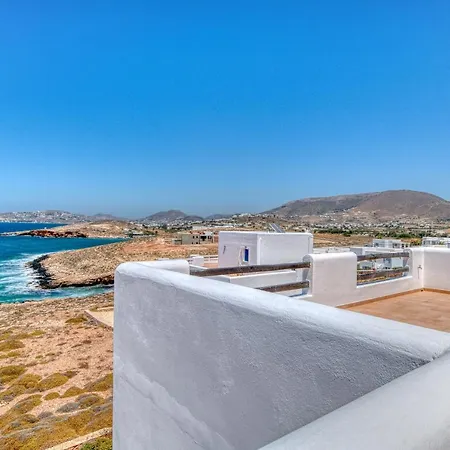 Thea - Beachfront 5 Bedrooms Sarakíniko